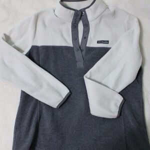 Columbia Gray and White Fleece Pullover